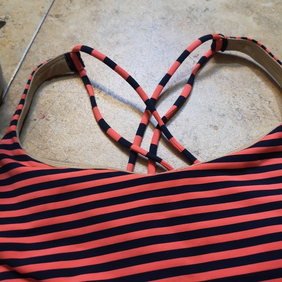 Lululemon Shirt - Picture 7 of 16